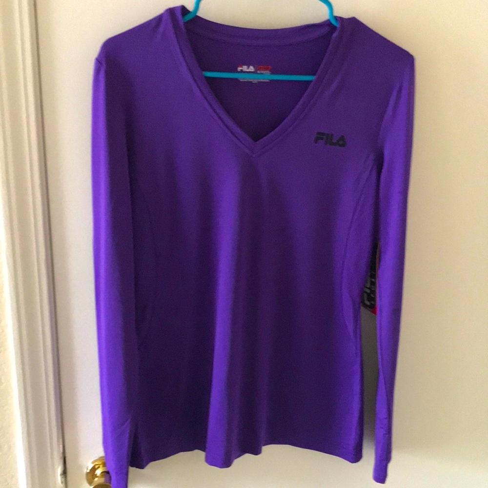 NEW Fila Athleisure Active Wear Sport Running Yoga Skiing Top